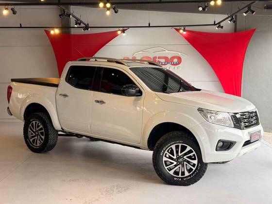 NISSAN FRONTIER 2.3 16V TURBO DIESEL LE CD 4X4 AUTOMÁTICO NISSAN FRONTIER 2.3 16V TURBO DIESEL LE CD 4X4 AUTOMÁTICO